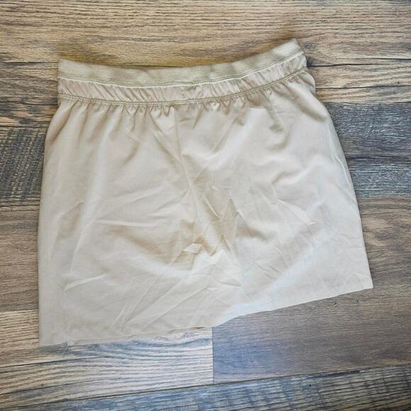 Cream Athletic Skort by GreenTea Like New - Picture 2 of 4